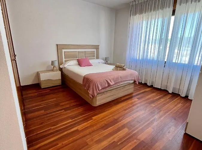 Atuaire Luminoso Duplex En Reyes Catolicos Parking Incluido 아파트