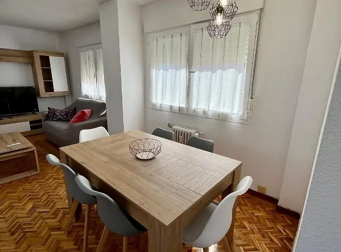 Apartmán Atuaire Luminoso Duplex En Reyes Catolicos Parking Incluido *