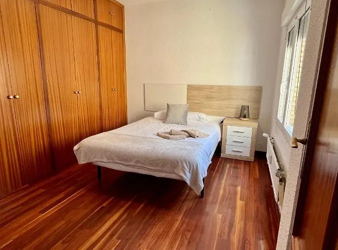 Atuaire Luminoso Duplex En Reyes Catolicos Parking Incluido Apartmán Burgo