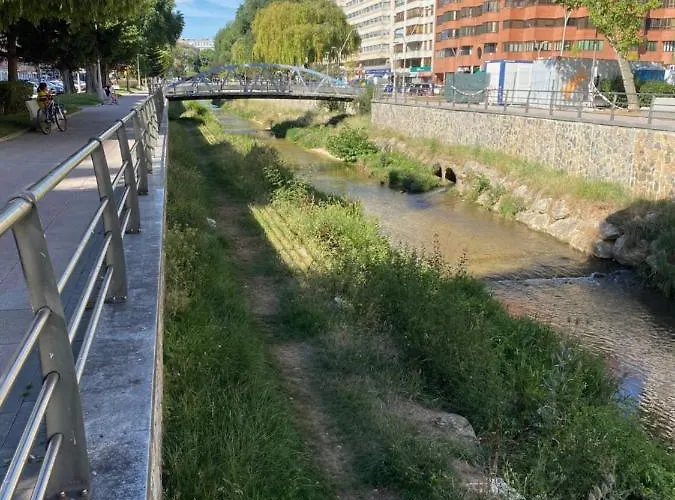 Apartmán Atuaire Luminoso Duplex En Reyes Catolicos Parking Incluido *