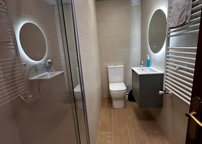 Atuaire Luminoso Duplex En Reyes Catolicos Parking Incluido